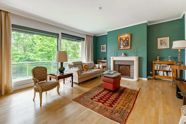 Appartement te koop in Uccle – 1/10