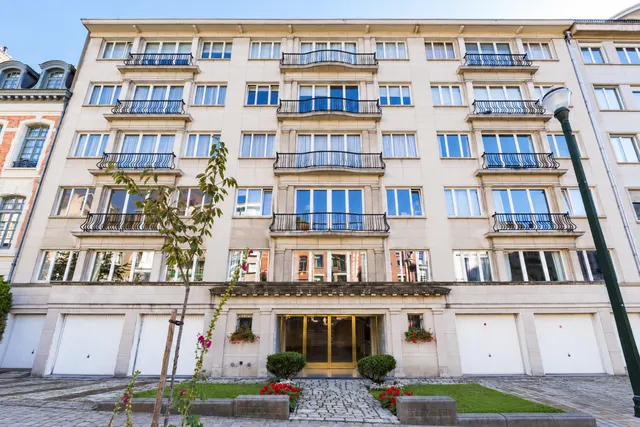Apartment for sale in Ixelles – 1/10