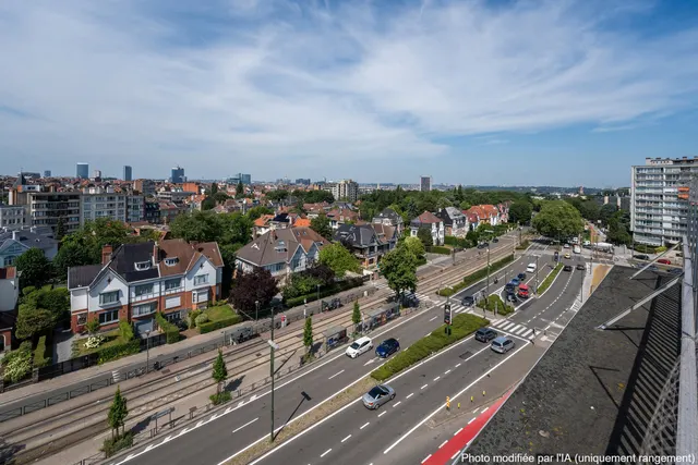 Appartement te koop in Schaerbeek – 1/10