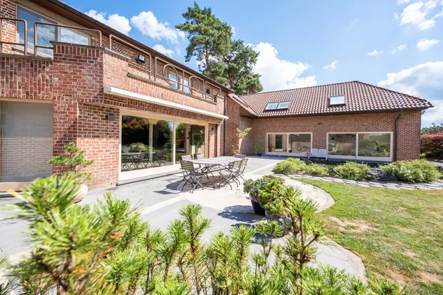 Huis te koop in Terhulpen – 1/10