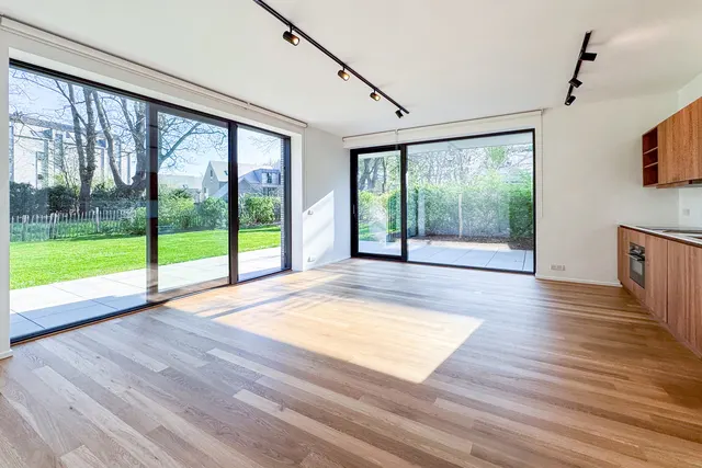 Rez-de-chaussée for sale in Uccle – 1/10