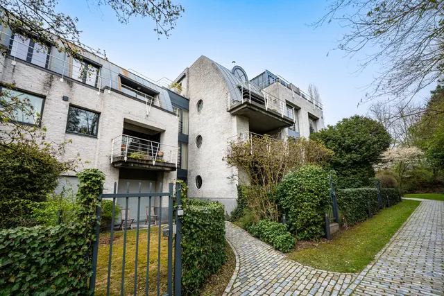 Appartement te koop in Woluwe-Saint-Pierre – 1/10