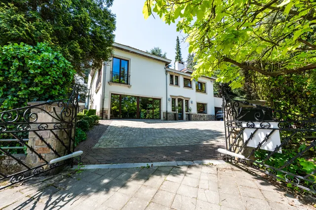 Huis te koop in Auderghem – 1/10