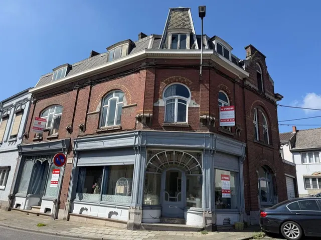 Maison à vendre à Lodelinsart – 1/10
