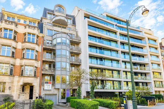 Appartement te koop in Ixelles – 1/10