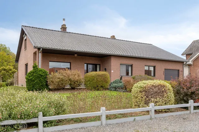 Eengezinswoning te koop in Binkom – 1/10