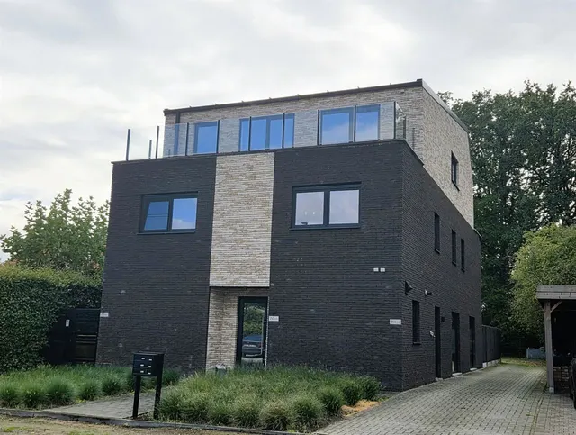 Appartement te koop in Hulshout – 1/10