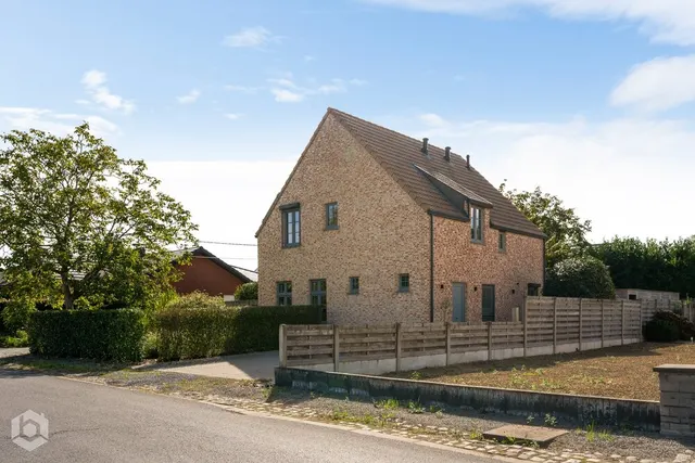 Huis te koop in Berlaar – 1/10