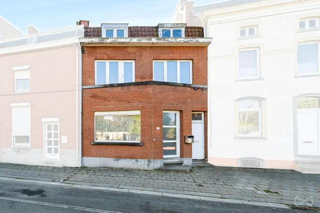 Huis te koop in Nivelles – 1/10