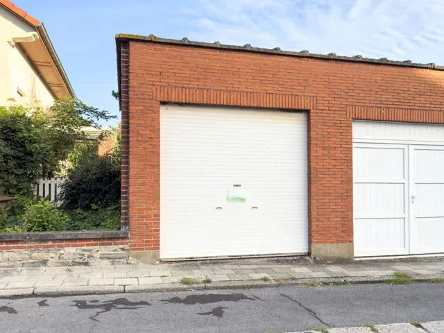 Gesloten Garagebox te koop in Estaimpuis