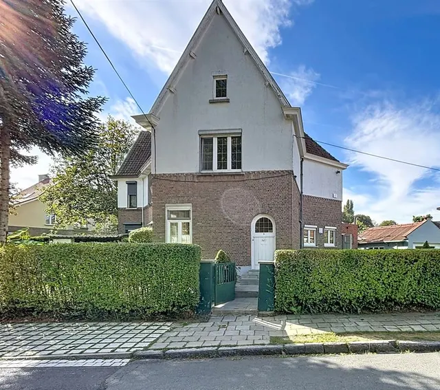Huis te koop in Anderlecht – 1/10
