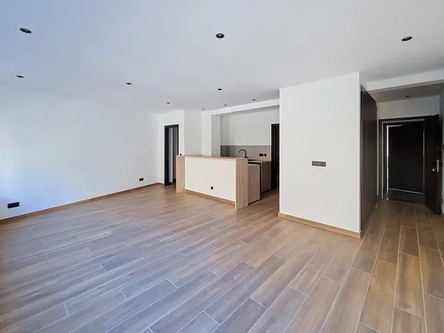 Appartement te koop in Ixelles – 1/10