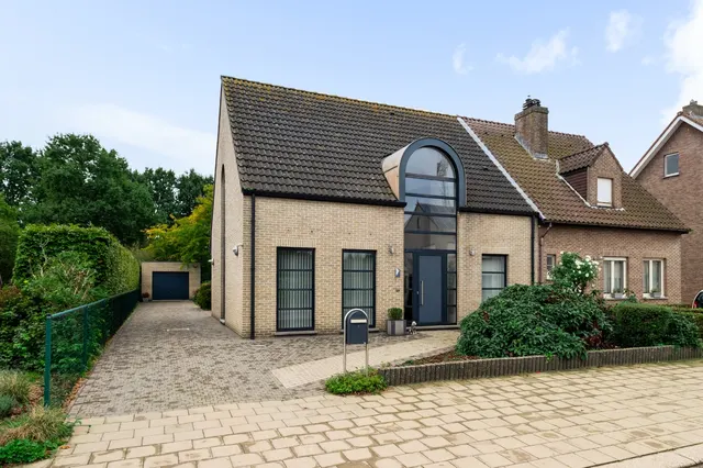 Huis te koop in Berendrecht – 1/10