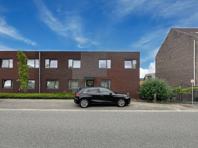 Appartement te huur in Dilbeek – 1/10