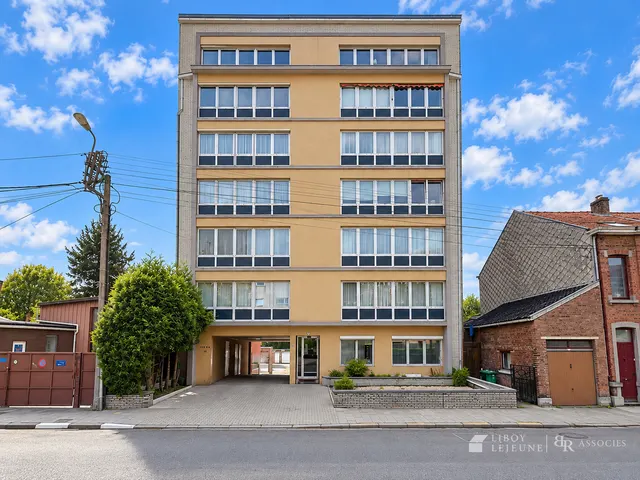 Appartement te koop in Seraing – 1/10