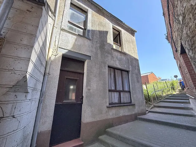 Maison à vendre à Anderlues – 1/10