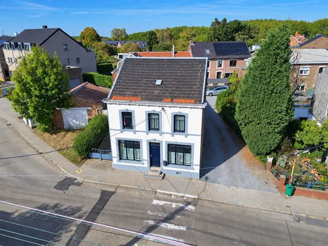 Maison à vendre à Saint-Georges-Sur-Meuse – 1/10