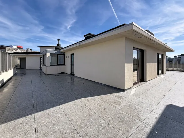 Appartement te koop in Oostende – 1/10