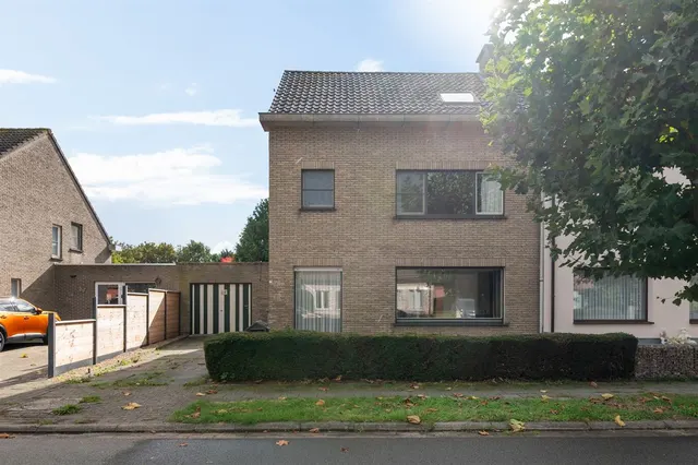 Huis te koop in Sint-Gillis-Waas – 1/10