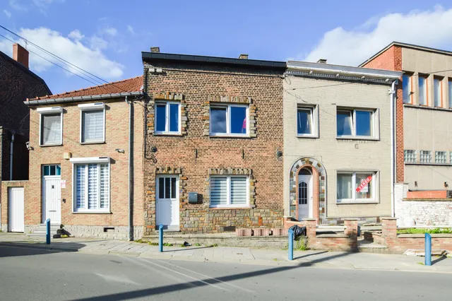 Huis te koop in Charleroi Jumet – 1/9