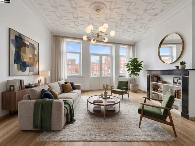 Appartement te koop in Schaerbeek – 1/6