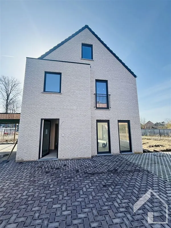 Maison à vendre à Broechem – 1/10