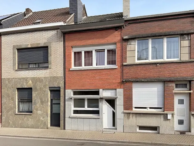 Huis te koop in Sclessin – 1/10