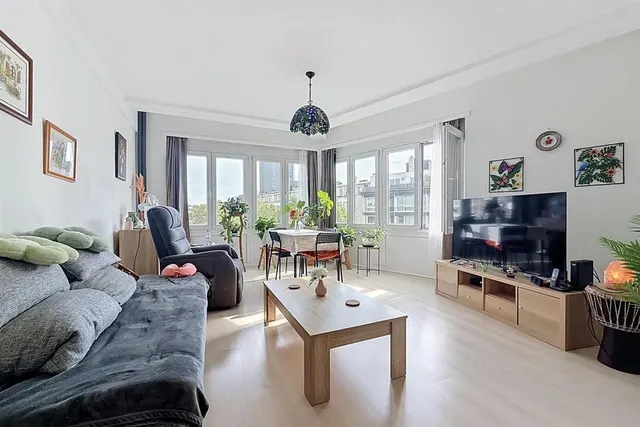 Appartement à vendre à Charleroi – 1/4