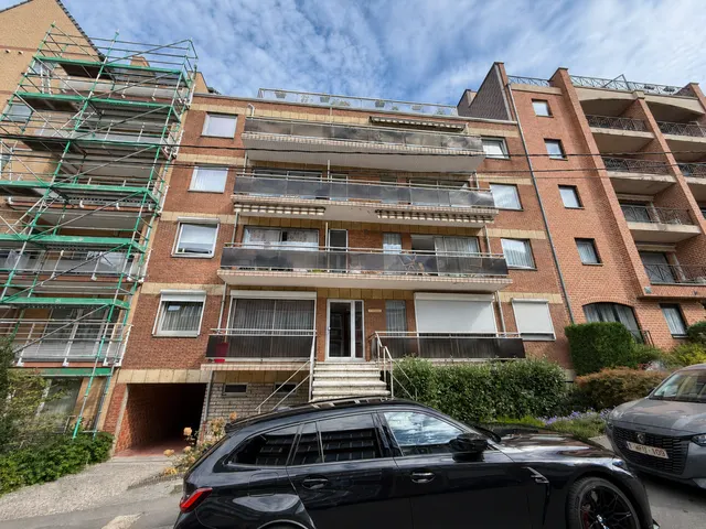 Appartement te koop in Marcinelle – 1/5