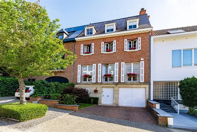Huis te koop in Uccle – 1/10