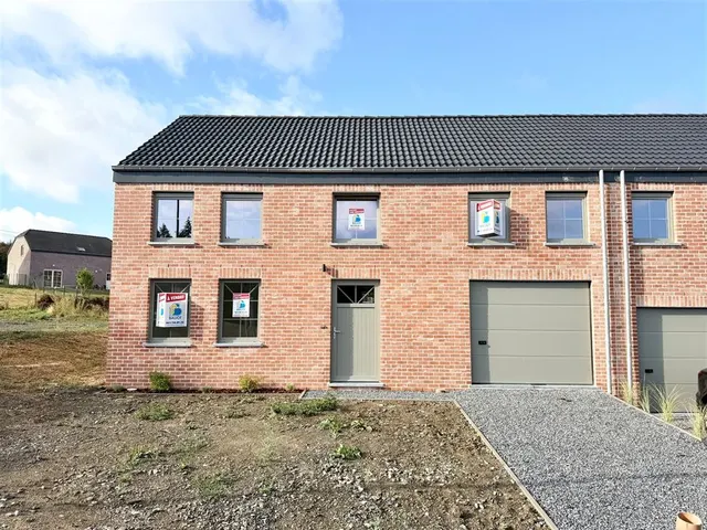 Huis te koop in Houyet – 1/10