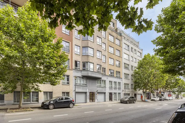 Appartement te koop in Schaarbeek – 1/10