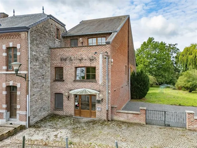 Huis te koop in Rochefort – 1/10