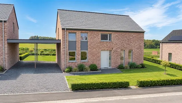 Huis te koop in Ciney – 1/10