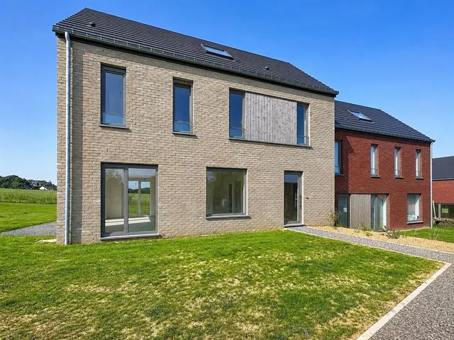 Huis te koop in Namur – 1/10