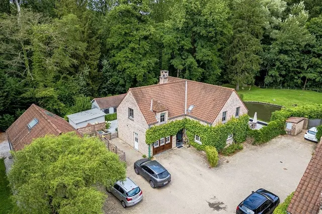 Villa à vendre à Bousval – 1/10