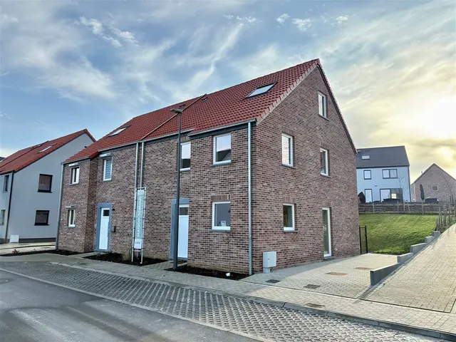 Huis te koop in Perwez – 1/10