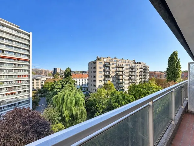 Appartement te koop in Evere – 1/10
