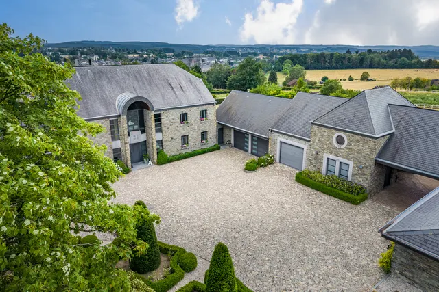 Huis te koop in Saint-Hubert – 1/10