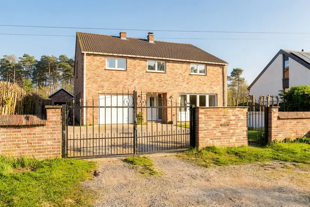 Maison à vendre à Marche-en-Famenne, Aye – 1/10