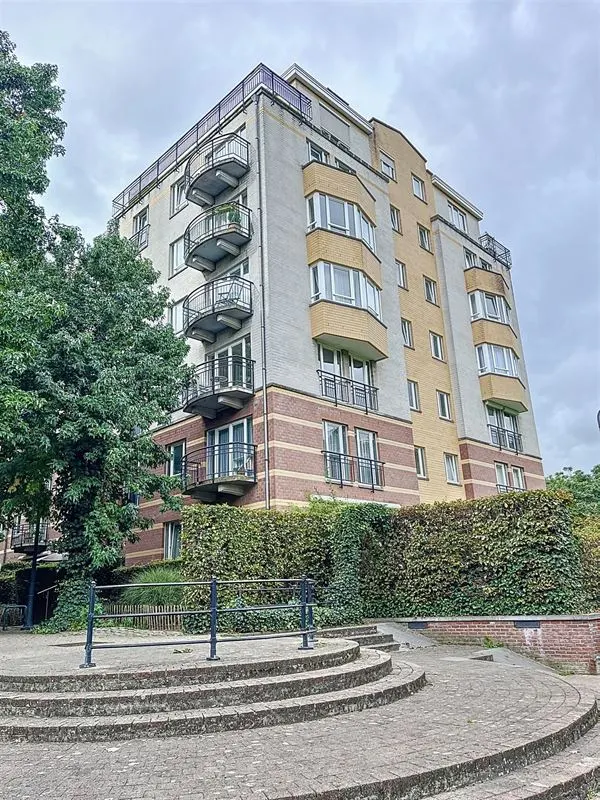 Appartement te huur in Jette – 1/10