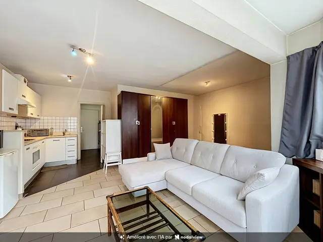 Studio te koop in Schaerbeek – 1/10