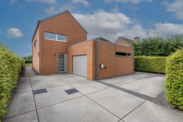 Huis te koop in Westerlo Oevel – 1/10