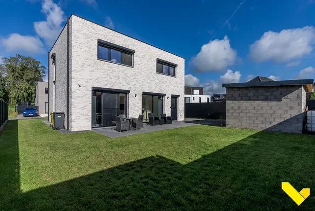 Huis te koop in Laakdal – 1/10