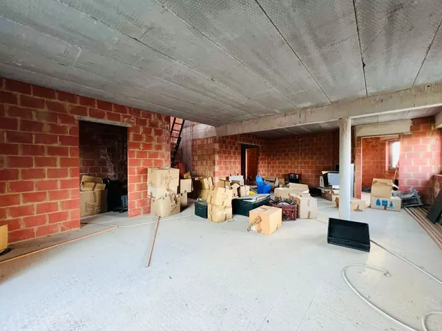 Appartement te koop in Mouscron – 1/6