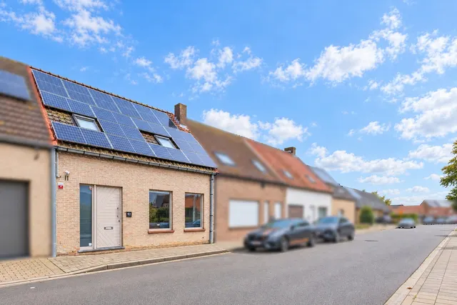 Huis te koop in Aartrijke – 1/10