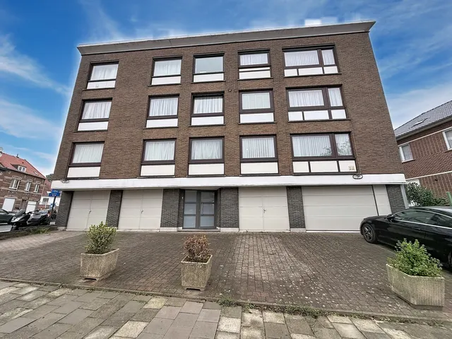 Appartement te huur in Dilbeek – 1/10