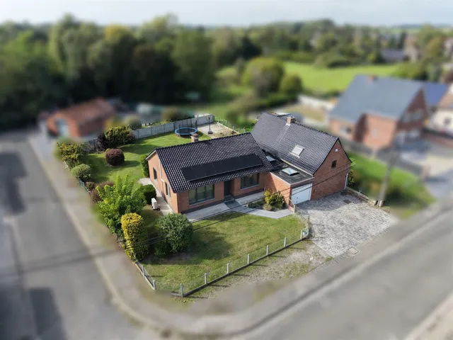 Maison à vendre à Callenelle – 1/10