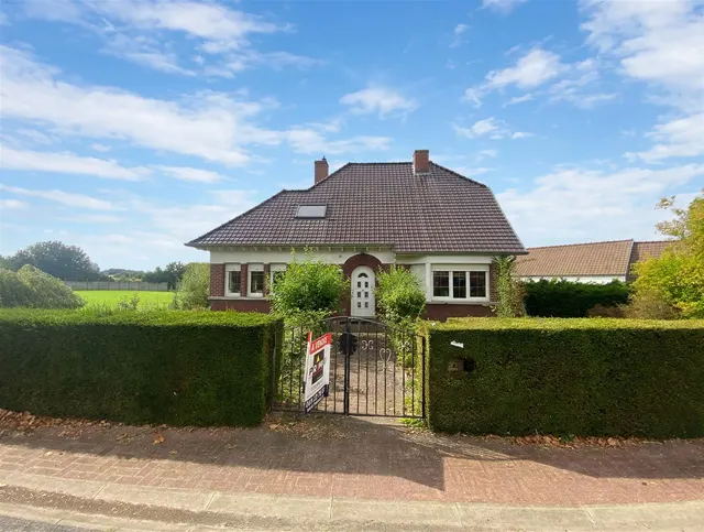 Huis te koop in Anvaing – 1/10