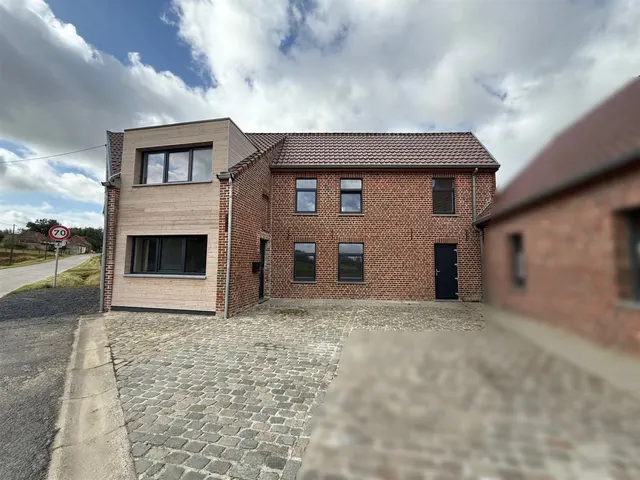 Maison à louer à Ellignies-Saint-Anne – 1/10